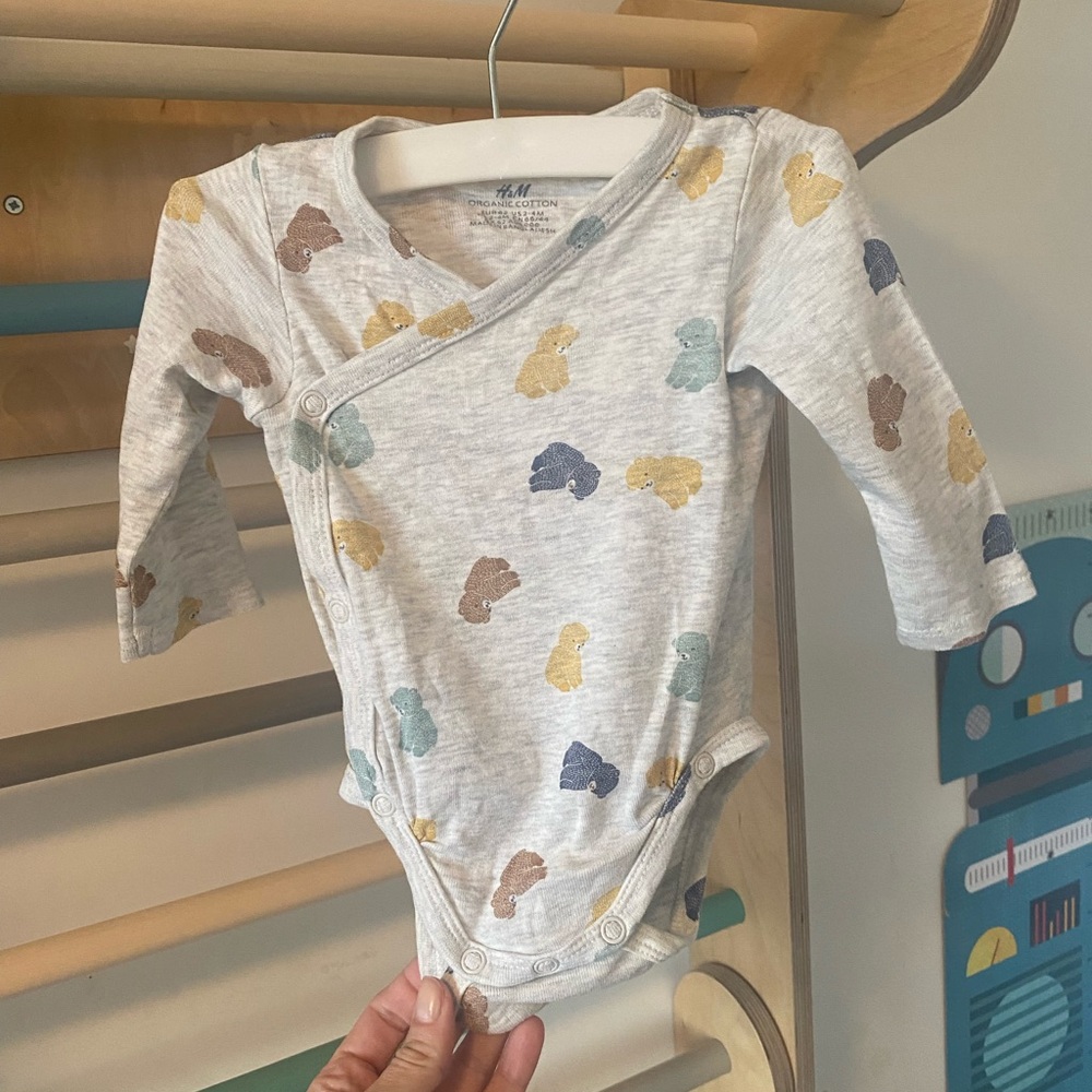 H&M Cotton Baby onesie with Bear Print
